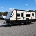 2022 Windsor Genesis 220MD — photo 1