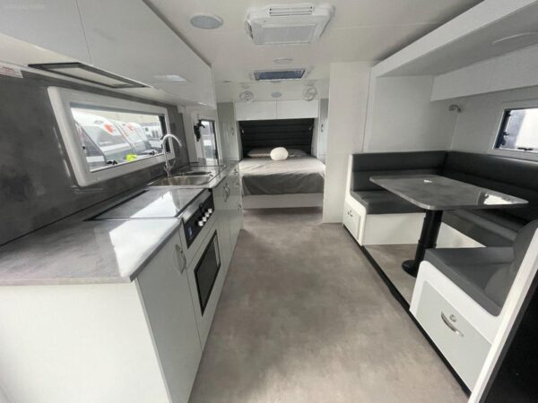 Nova Bravo 206-1RSL — photo 6
