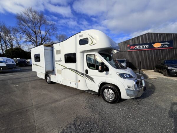 2021 Jayco Conquest — photo 3