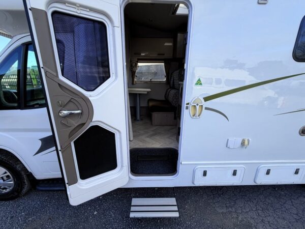 2021 Jayco Conquest — photo 7