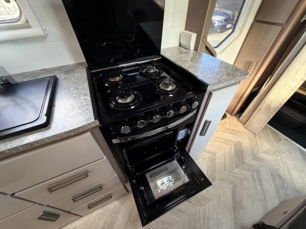 2021 Jayco Conquest — photo 18
