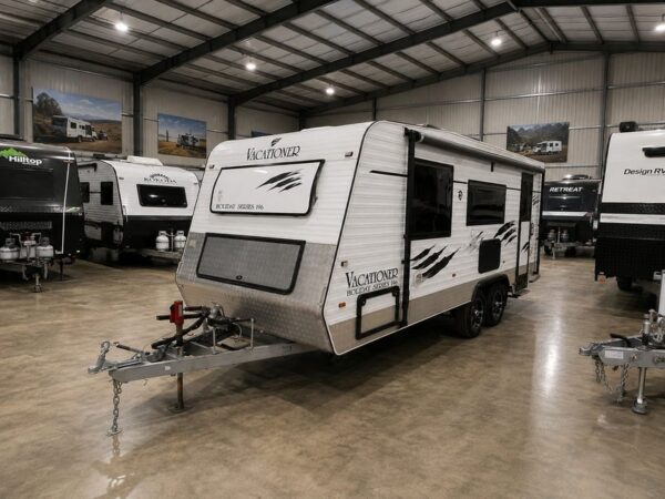 2013 Vacationer Holiday Series 196 — photo 1
