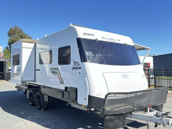 Jayco Silverline OUTBACK CLUB LOUNGE — photo 3