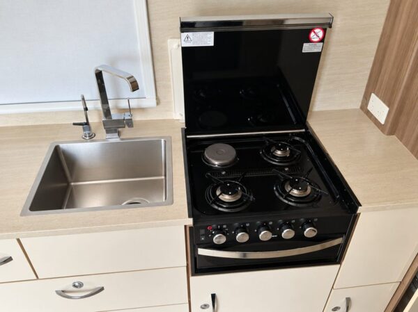 Jayco Silverline OUTBACK CLUB LOUNGE — photo 10