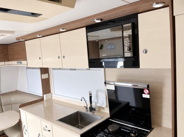 Jayco Silverline OUTBACK CLUB LOUNGE — photo 11