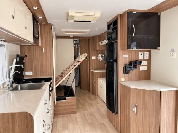 Jayco Silverline OUTBACK CLUB LOUNGE — photo 15 of 15