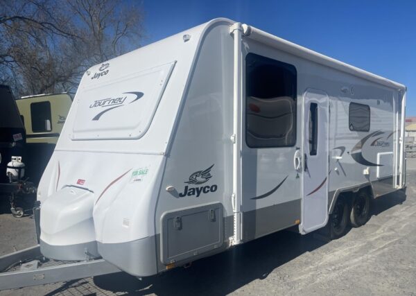 2018 Jayco Journey caravan exterior