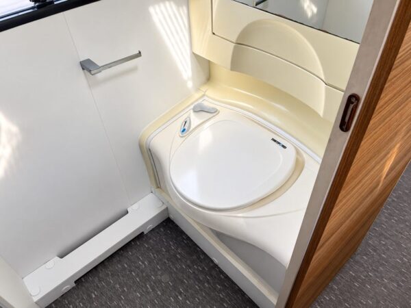 2017 Adria Altea: photo 13
