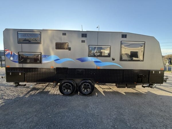 2022 Xplore RV: photo 3